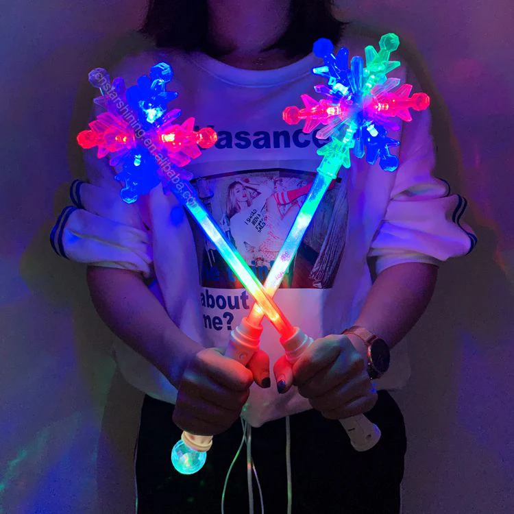 RICHSHINING Environmental Friendly Led Snowflake Flashing Wand Cheer up Fairy Magic Sticks for Party Christmas Decoration