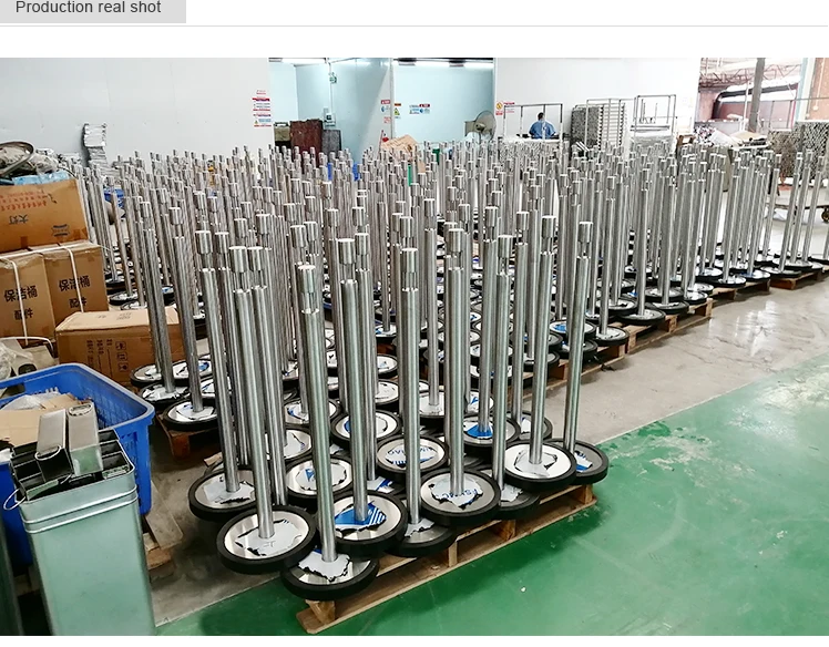 crowd control stanchion