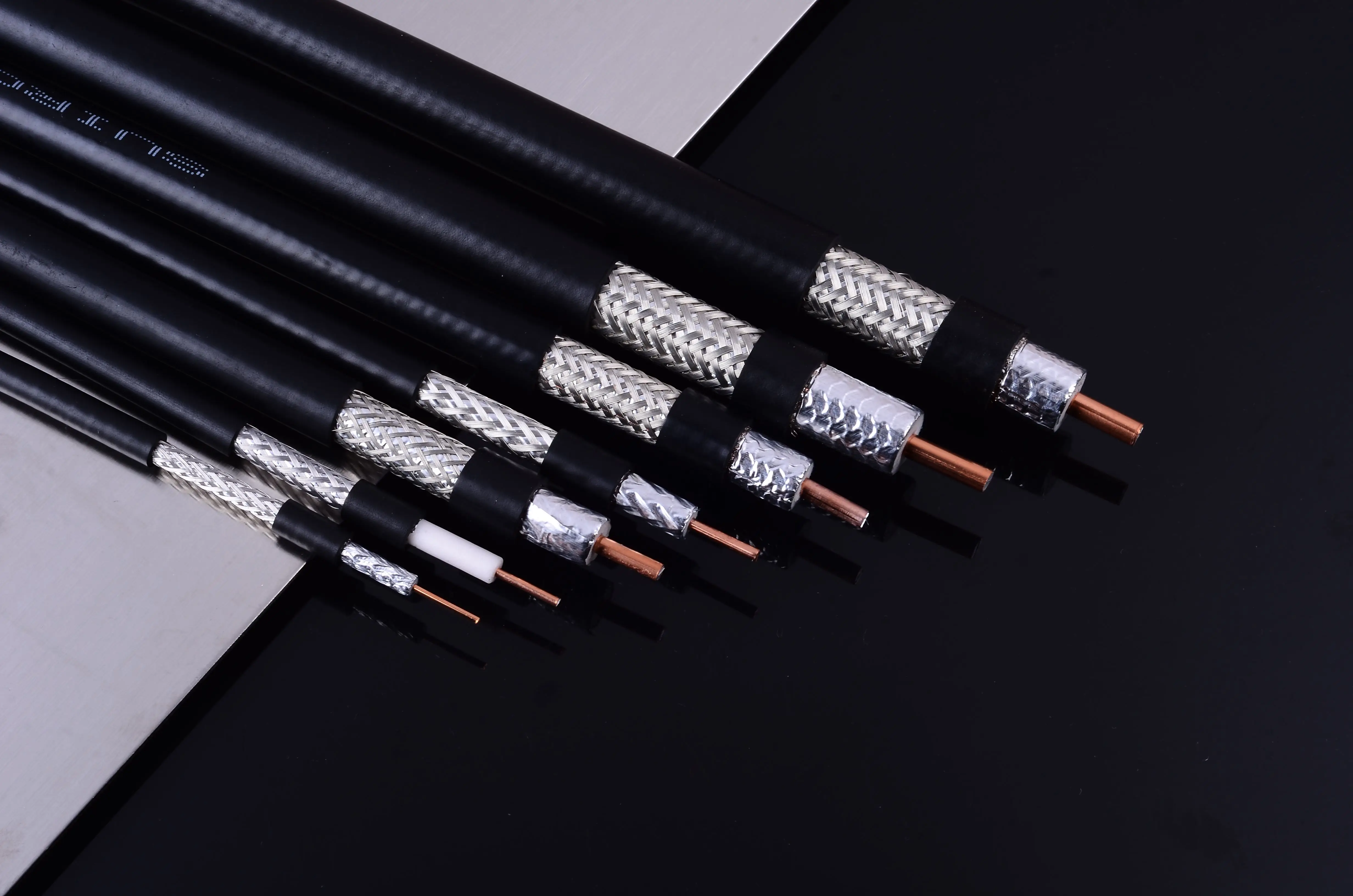 RTK-031 Automotive Coaxial Cable: Low Loss RG174 & 1.5/2.5DS-QFB Types for GPS, Radio, RF Systems