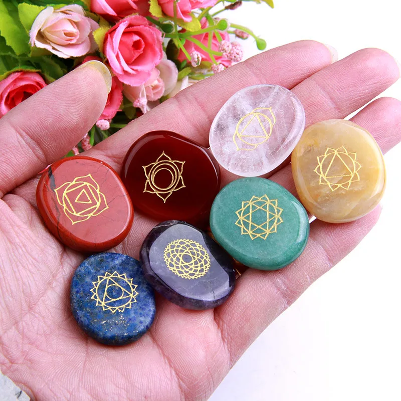 7 Stone Chakra Set Palm Stones Engraved Reiki Healing Set Seven Chakra ...