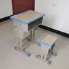 Table et tabouret double pilier pour une personne