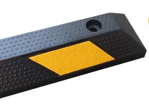 product wholesale durable 183cm rubber car wheel stop parking lot rubber block parking stopper wheel chocks-3