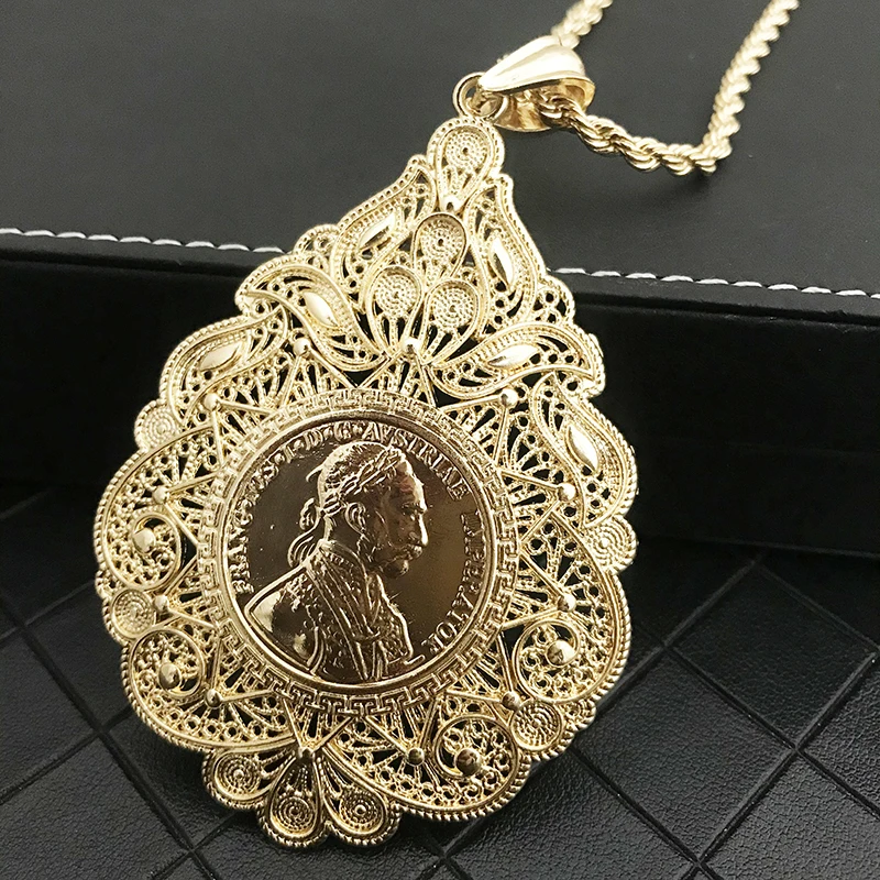 新款圆形吊坠金链阿拉伯令人难忘的珠宝吊坠女士奢华新娘黄金珠宝项链