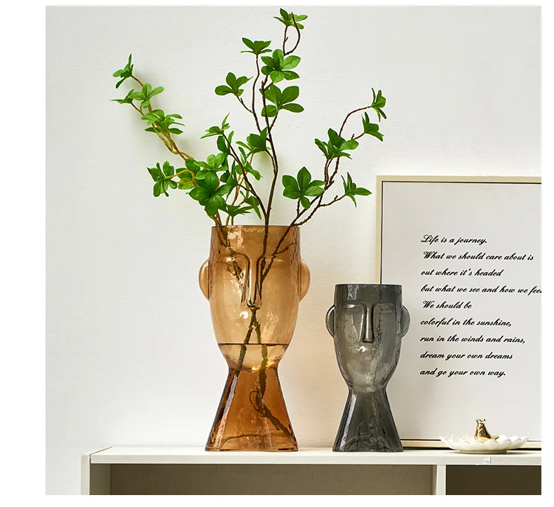 2021 Latest Design Face Shape Home Decoration Luxury Clear Flower Glass Vase