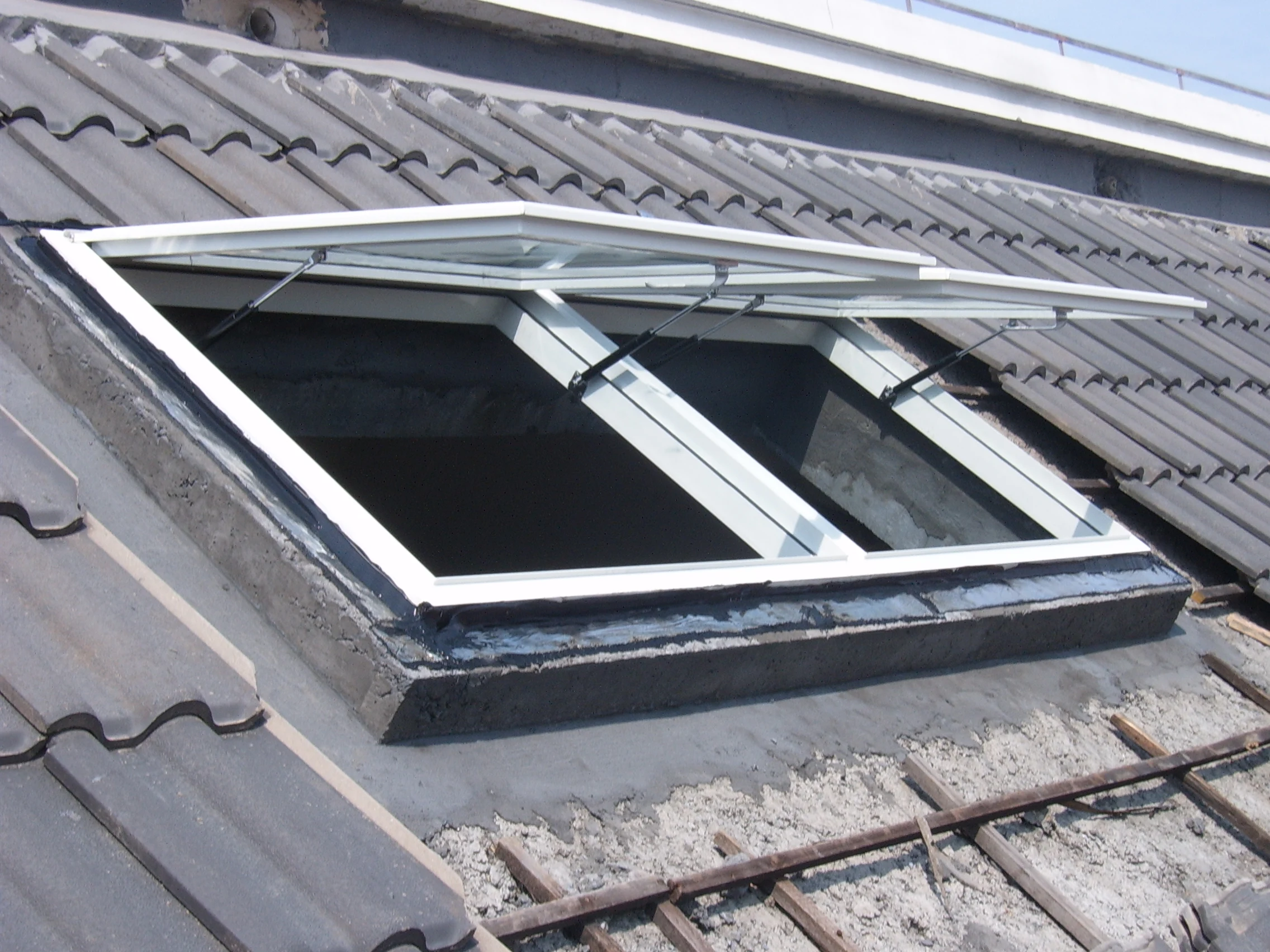 Aluminum Profile Extrusion for Skylight Window