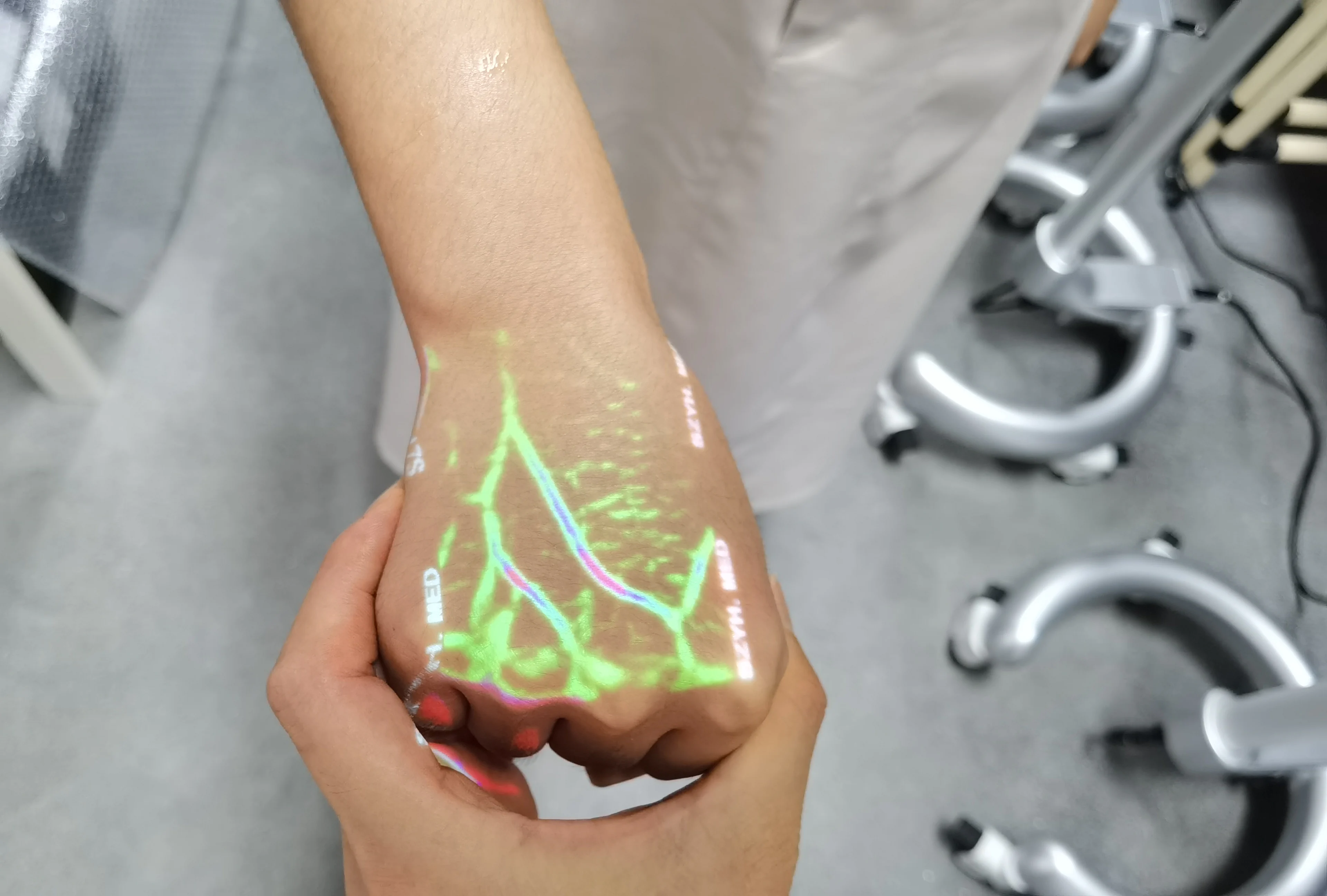 Ручной инфракрасный видоискатель