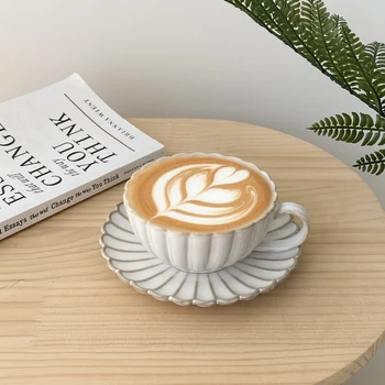 Retro Coffee Cup and Saucer Set, Ceramic Mug, High-end Exquisite Latte Cup, Premium Afternoon Tea Set