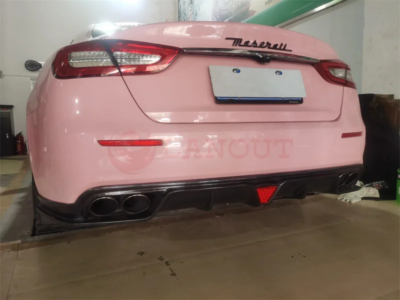 Difusor Traseiro para Maserati Quattroporte foto 5