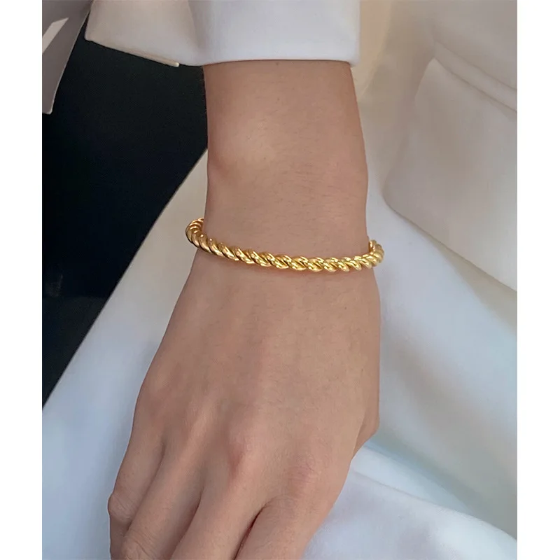 22ct Gold Medium Narrow Twisted Chain Ladies Bracelet UK