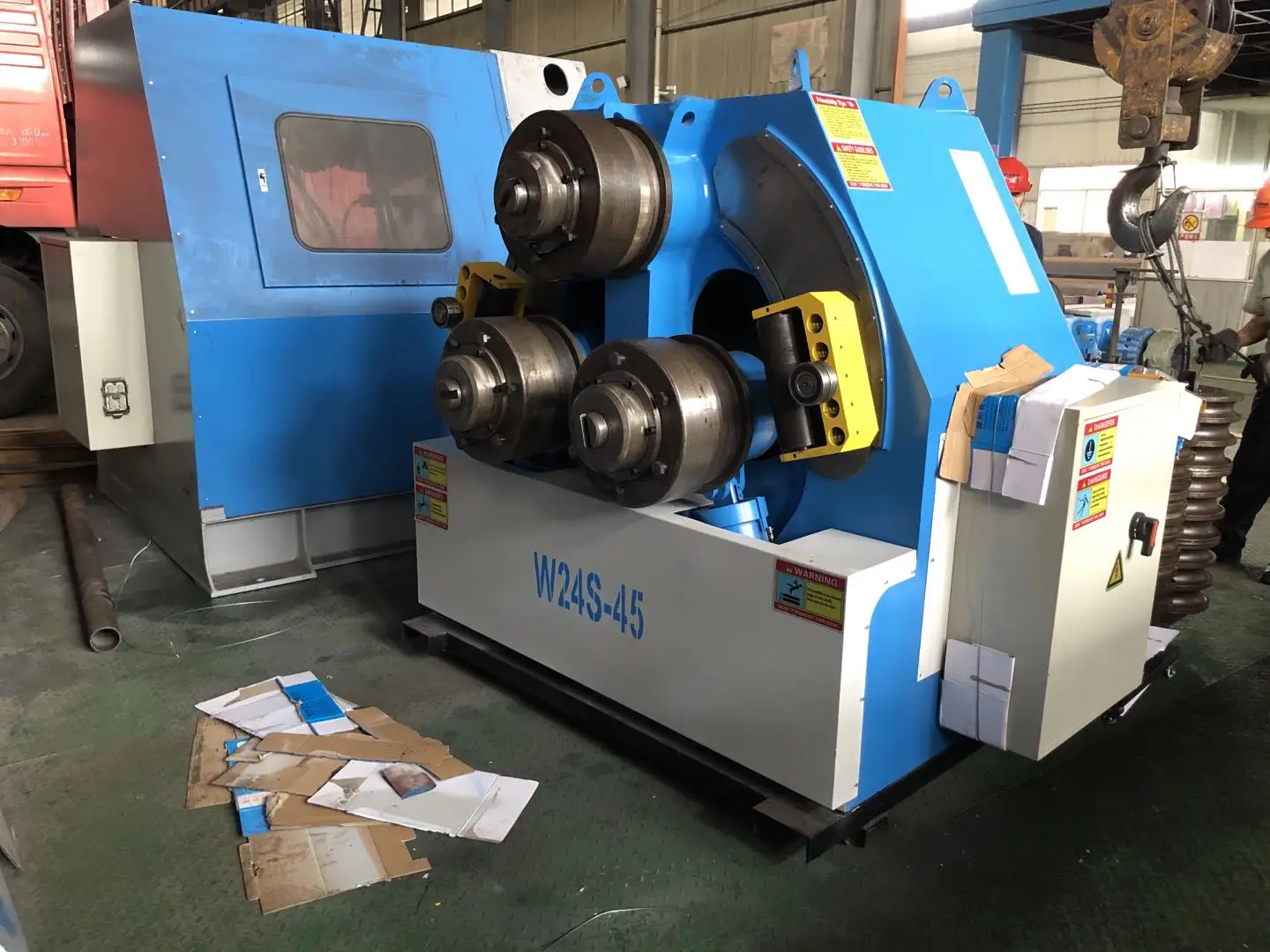 High Quality 3 Roll Profile Section Round New Section Pipe Bending Machine