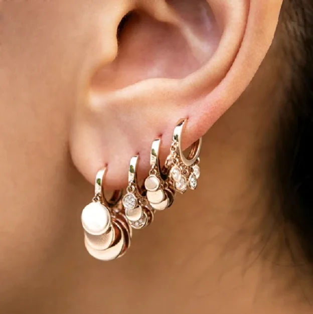 Multi Piercing Mini Hoop Rose Gold Gold Wholesale Women Jewelry 2023 New Design Round Charm Hoop Earring