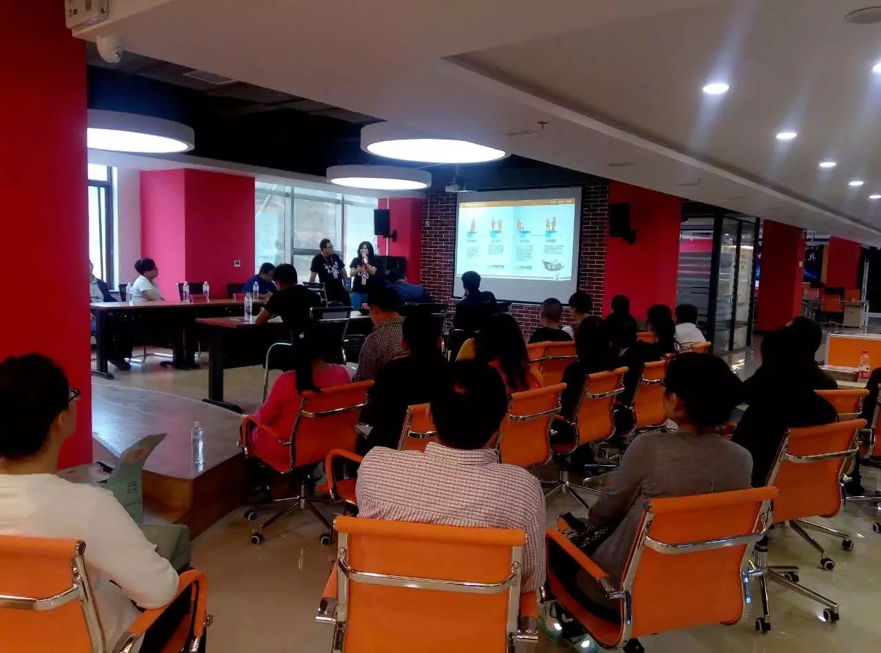 Yiwu Jianyin E-Commerce Co., Ltd. 1