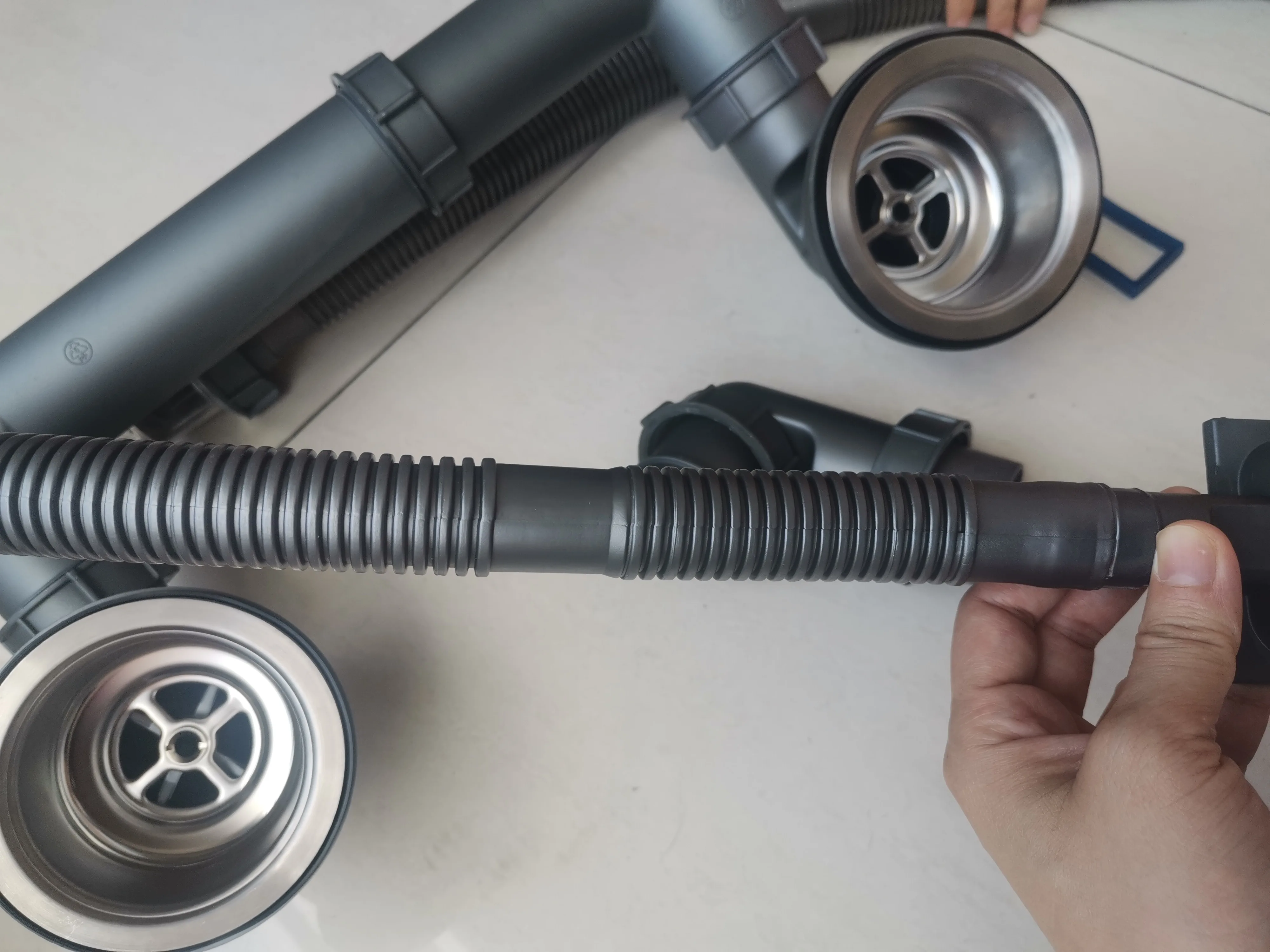 product space save kitchen sink drainer connector with anti odor gourd and expandable postposition pipe suitable for different wastes-9