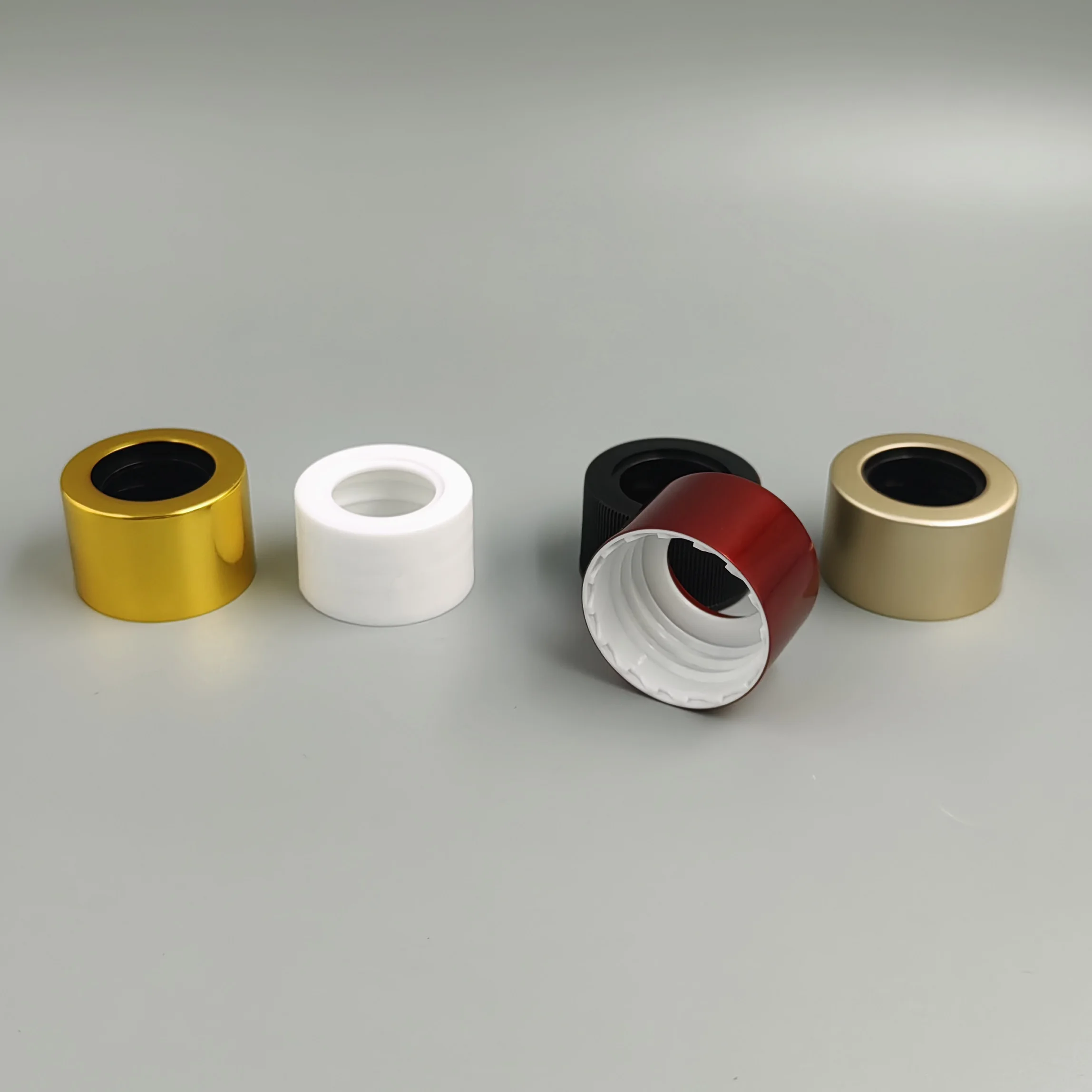 28/410 Aluminum Diffuser Cap Premium Plastic Lids for Aromatherapy Bottle Twist off Bottle Closures