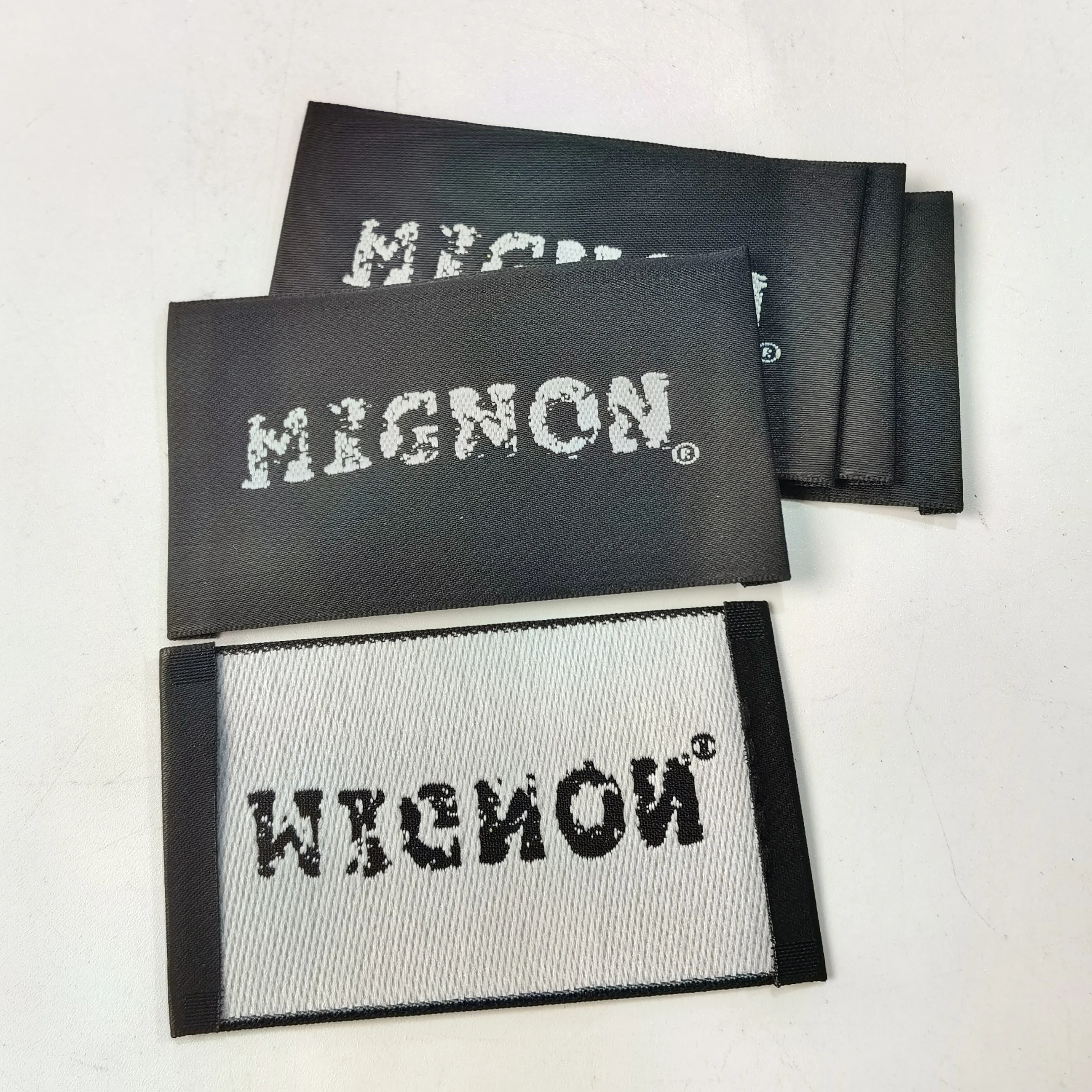 Profession Fancy Custom Woven Name Tags for Clothes - China Woven Sewing  Labels and Woven Label price