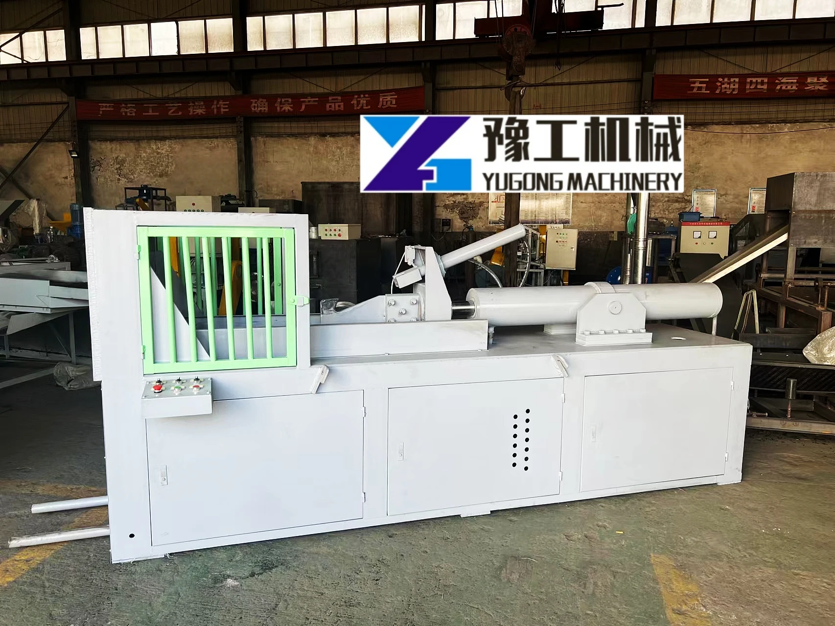 Tire Shredder Machine For Waste Car Tire Full Automatic Tire Recycling Production Line