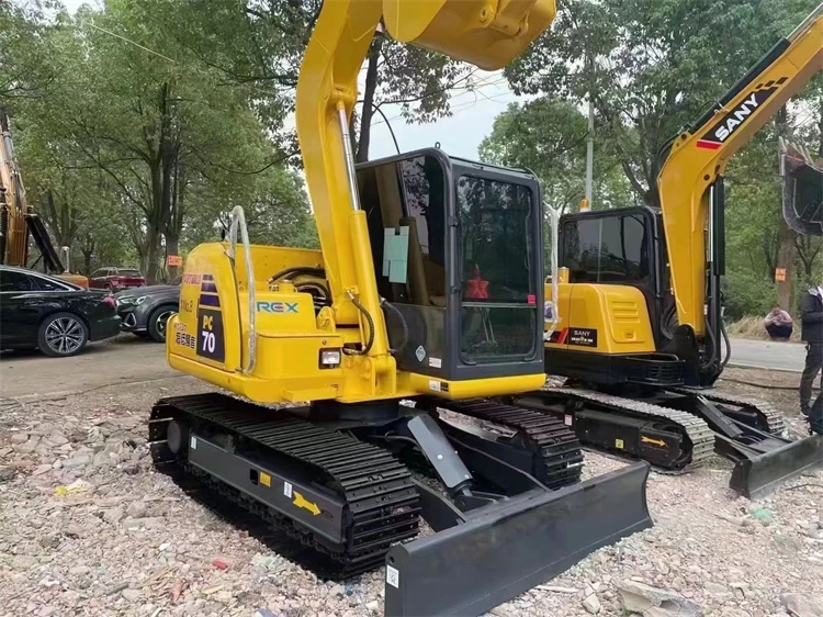 Used Komatsu PC70-8 Excavator with 1400 Working Hours 6500KG Operating Weight and 0.3m³ Bucket Capacity