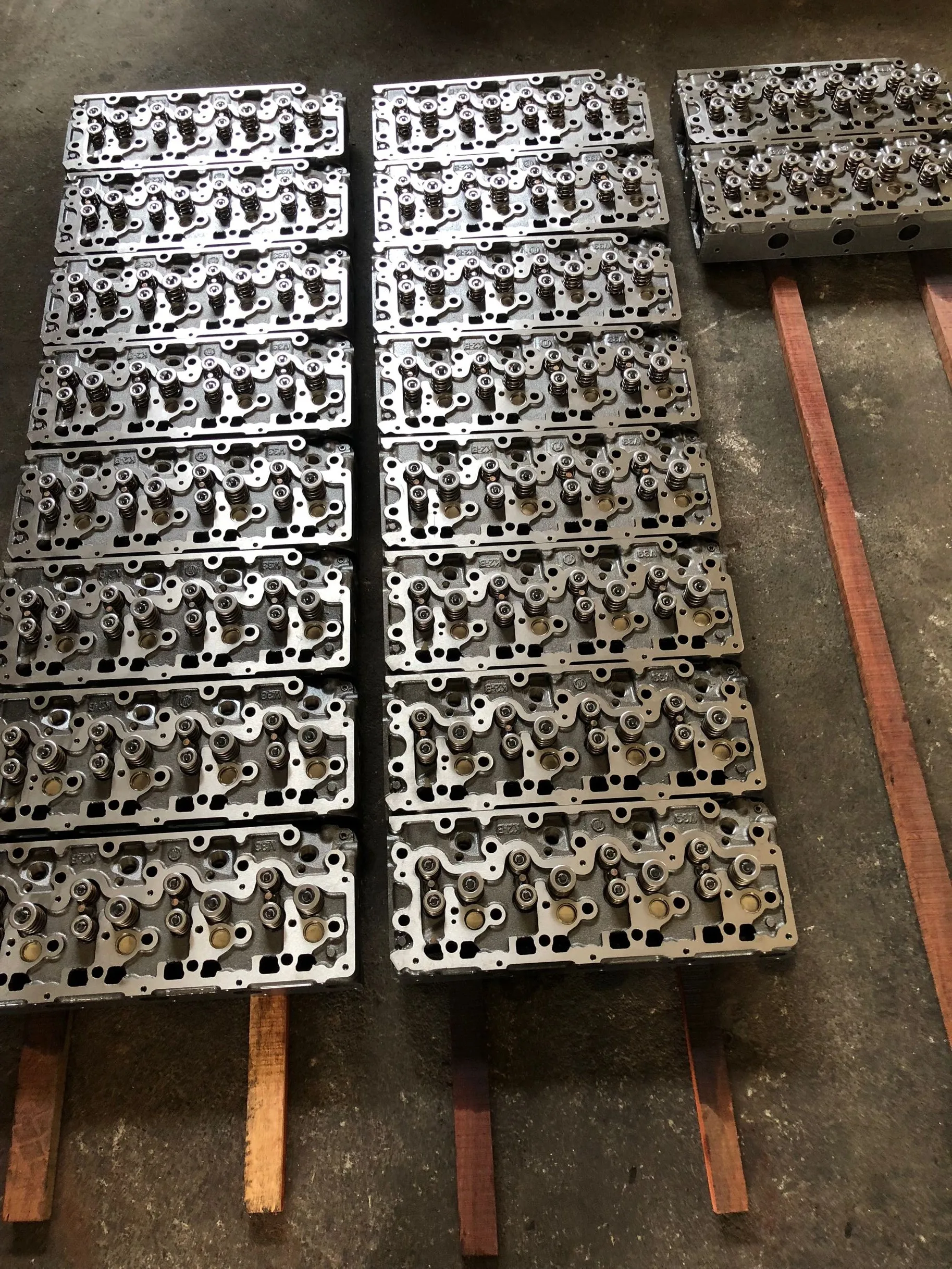 Kubota V2203 Diesel Engine Parts V1902 S2800 Overhauling Engine Rebuild