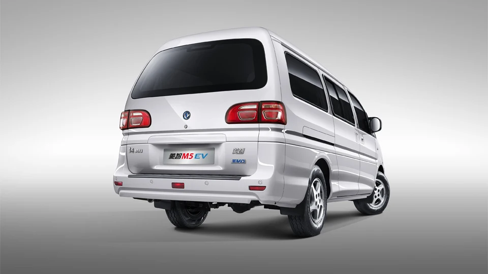Полезный китайский dongfeng M5 ev mpv с роскошным грузовым фургоном