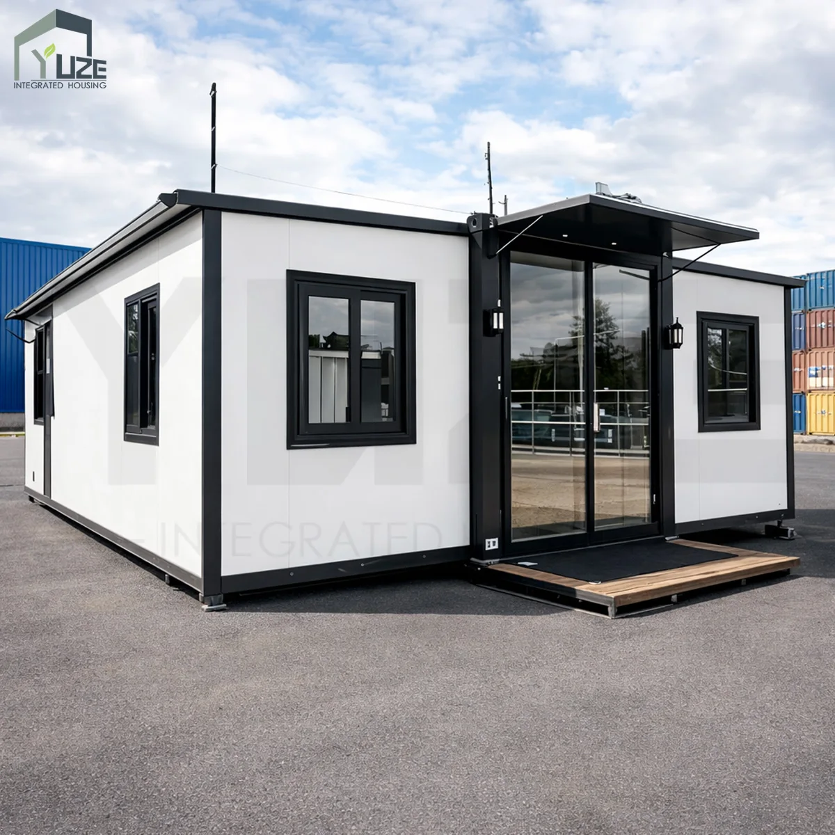 Expandable Modular Container House 20ft 30ft 40ft Black Frame Glass Door Prefab Living House