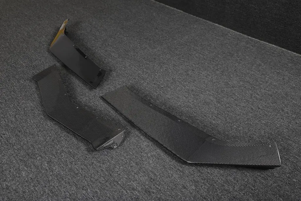 Carbon Fiber Z06 Front Bumper Splitter Lip Chin Spoiler for Chevrolet Corvette C8 Z06 Coupe 2023 2024