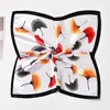 Sqscarf-041