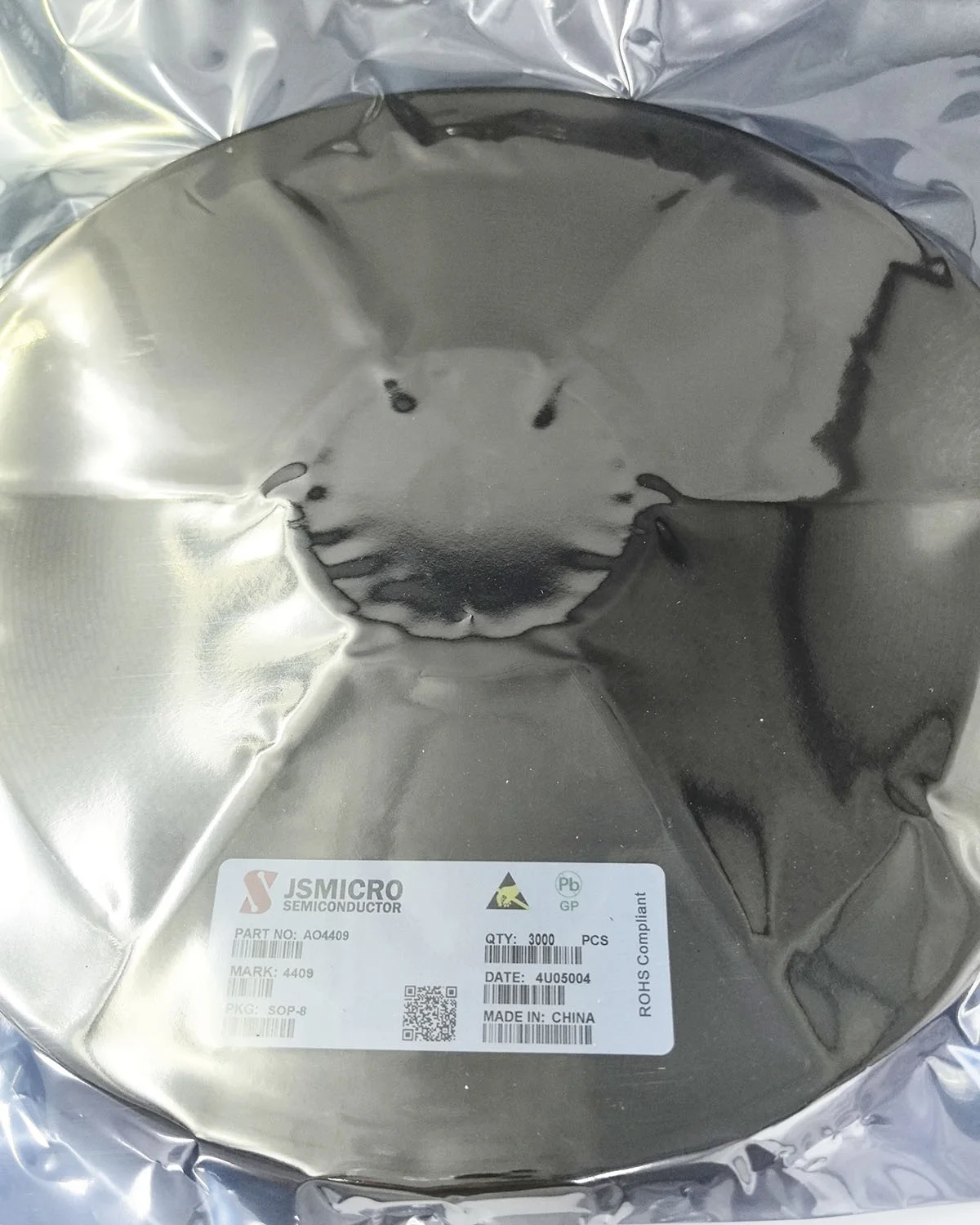10 Uds AO4409 4409 MOSFET SOP-8 / Piezas de teléfonos móviles 10 Uds AO4409 4409 MOSFET SOP-8 / Piezas de teléfonos móviles