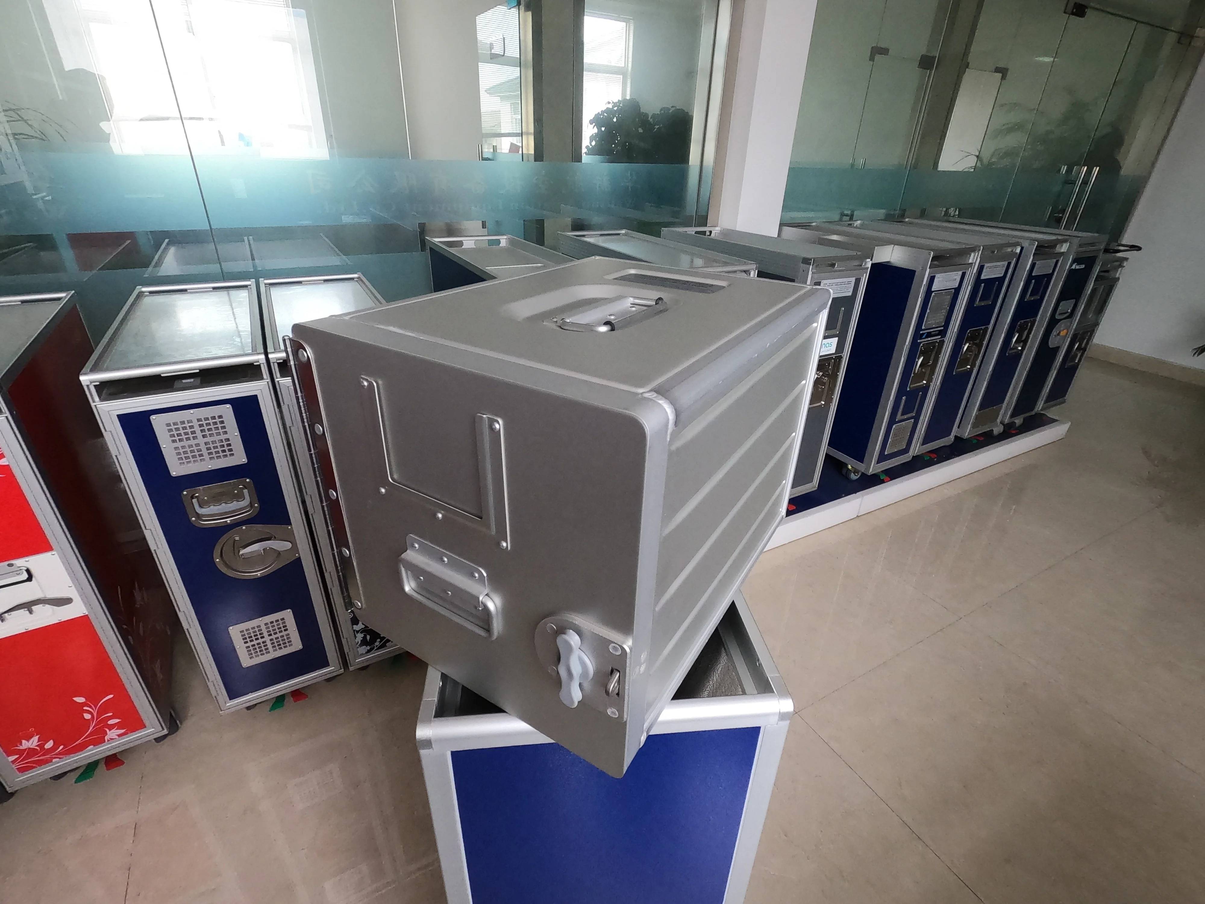 Standard Unit/Aircraft Standard Containers