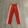 Pantalon rouge
