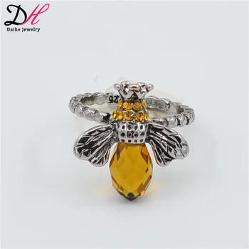 2022 Custom Simple Fashion Jewelry Rings Beautiful Crystal Inlay Diamonds 3d Bee Ring