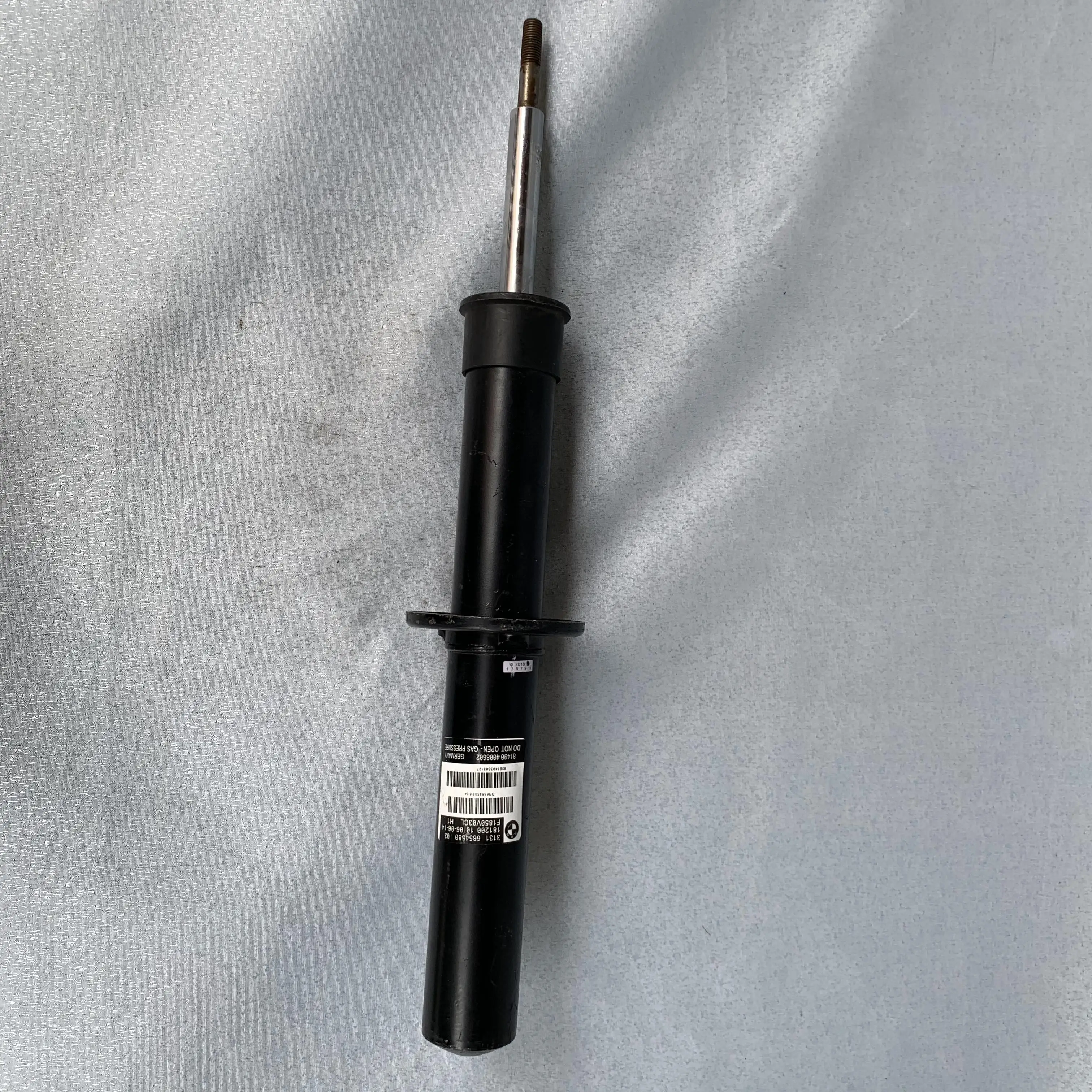 SHOCK ABSORBER 31316854580 31316854581 33526854582 FOR AUTO F18 