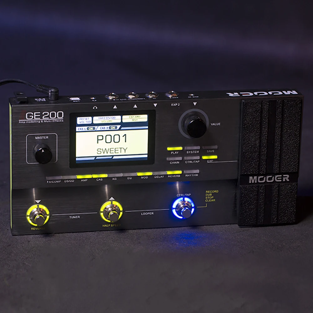 MOOER GE200 Multi Effect Pedal - 26 IR Speakers & Display