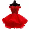 Modello corto rosso
