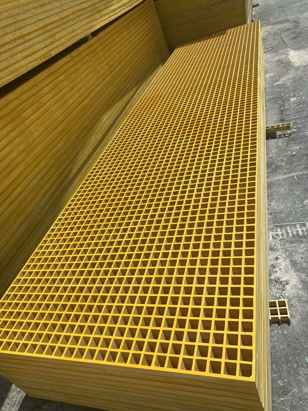 Frp Grilles Are Used In Walkways,Farms,Chemical Plants Frp Grating