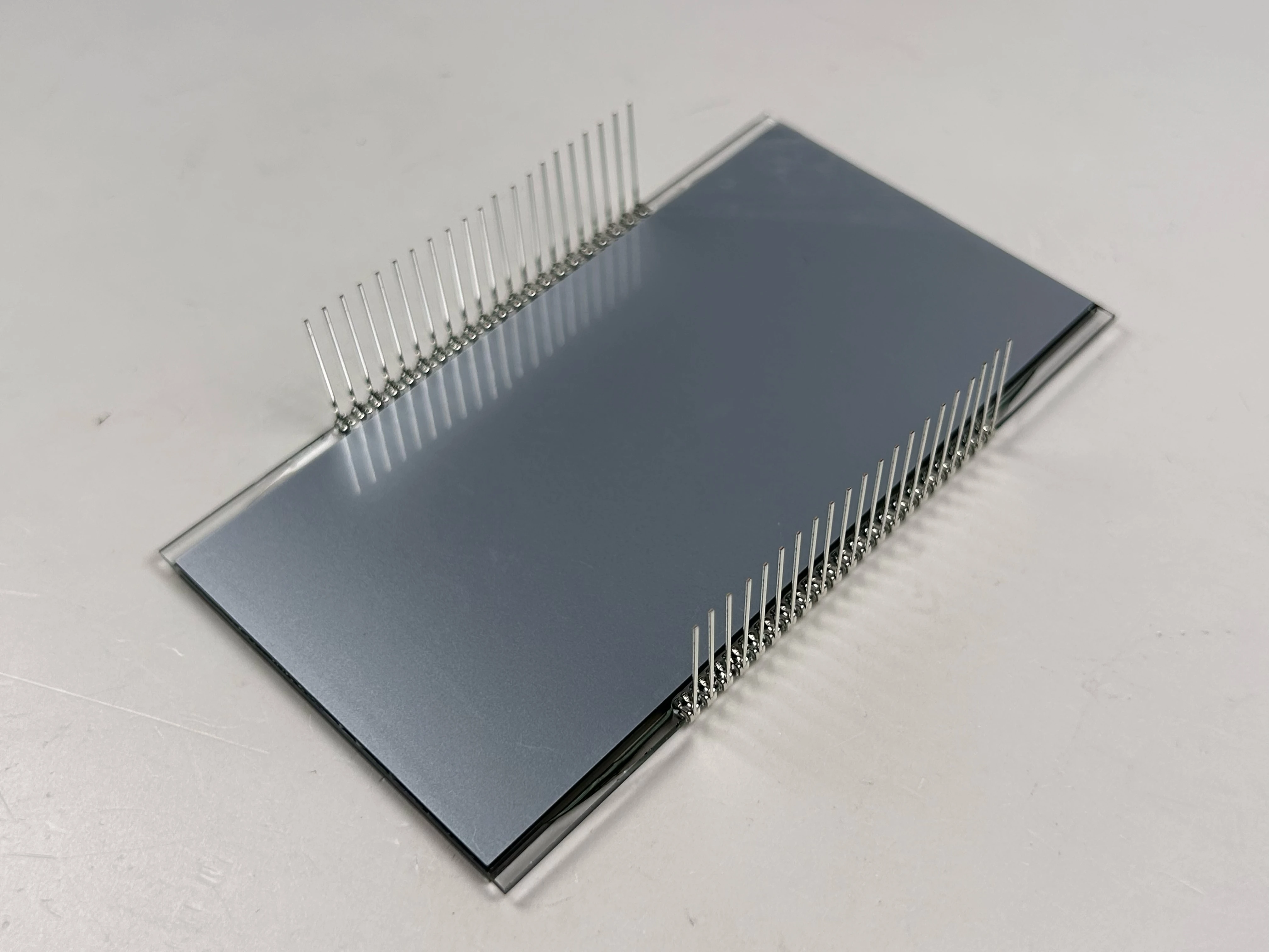Good Quality Custom Size VA  LCD Display 7 Segment Digit Monochrome Color Negative White Backlight for Vehicle Instrument