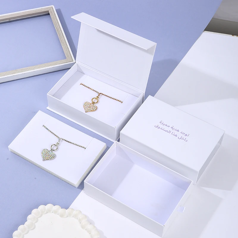 A1 Eco-Friendly Jewelry Box Packaging Buckle Closure Custom Size Shape Artpaper Cardboard Gift Box for Necklace Ring Earring details