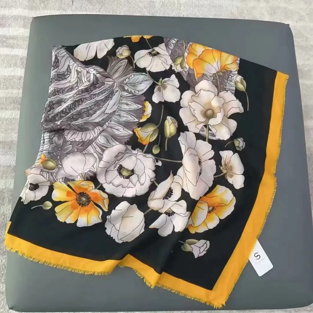 2023 Custom Wholesale New Muslim Design Woman Printing Square Cotton Hijab Scarf for Girls