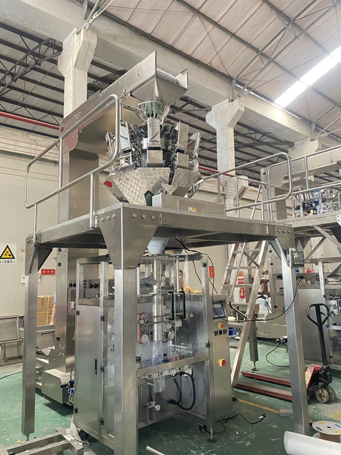JintianPack Automatic Snacks Bag Vertical Packaging Machine 10/14 Heads Weigher Pouch Puff Nitrogen Food Packing Machine