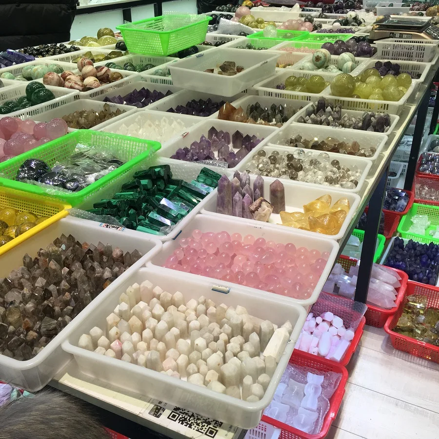 Wholesale Natural Rough Uruguay Amethyst Cluster Prices Of Fengshu Colorful Amethyst Crystal