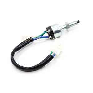 H3 H5 Wingle Auto Spare Parts Rear Brake/Reverse Light Switch High Quality Car Switches for Great Wall Hover