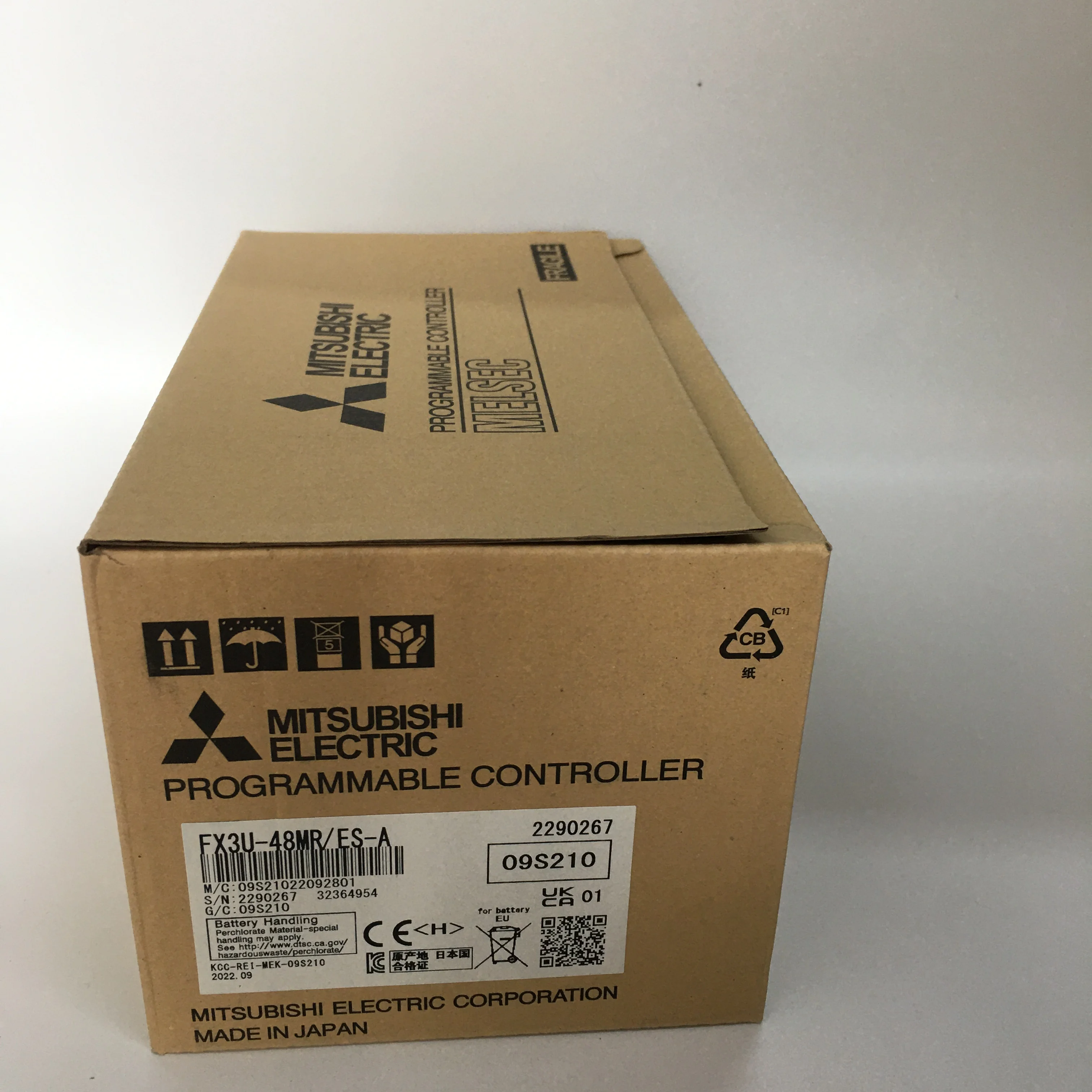 Mitsubishi Programmable logic controller FX3U-48MR/ES-A Mitsubishi Programmable logic controller FX3U-48MR/ES-A