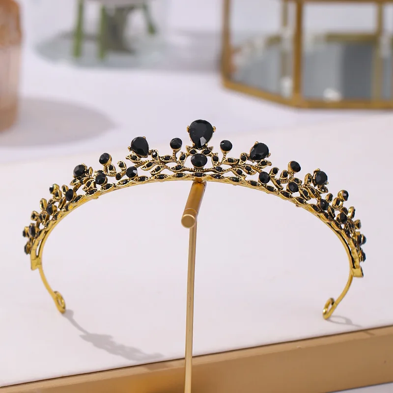Baroque Handmade Black Crystal Beads Bridal Tiaras Crown display picture 2