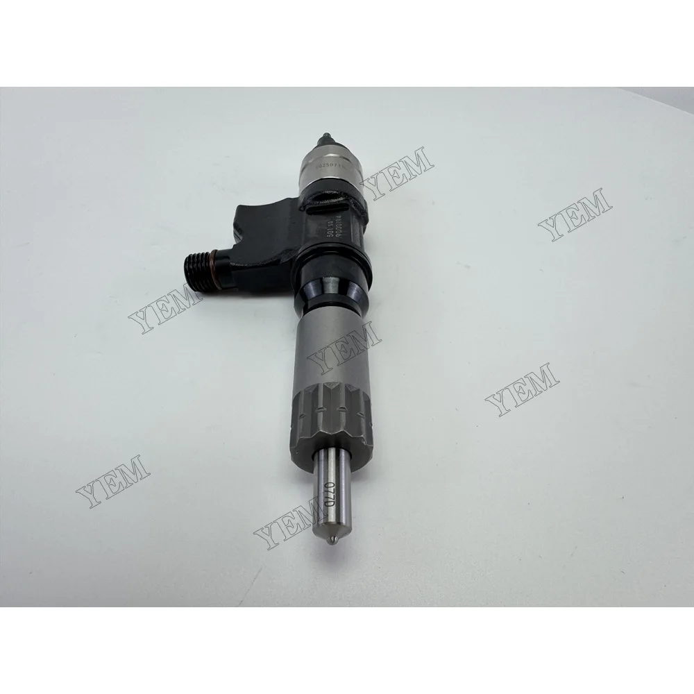 For Isuzu 4HL1 Injector 095000-5501 Engine Parts 2