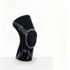 Noir-Jambe droite