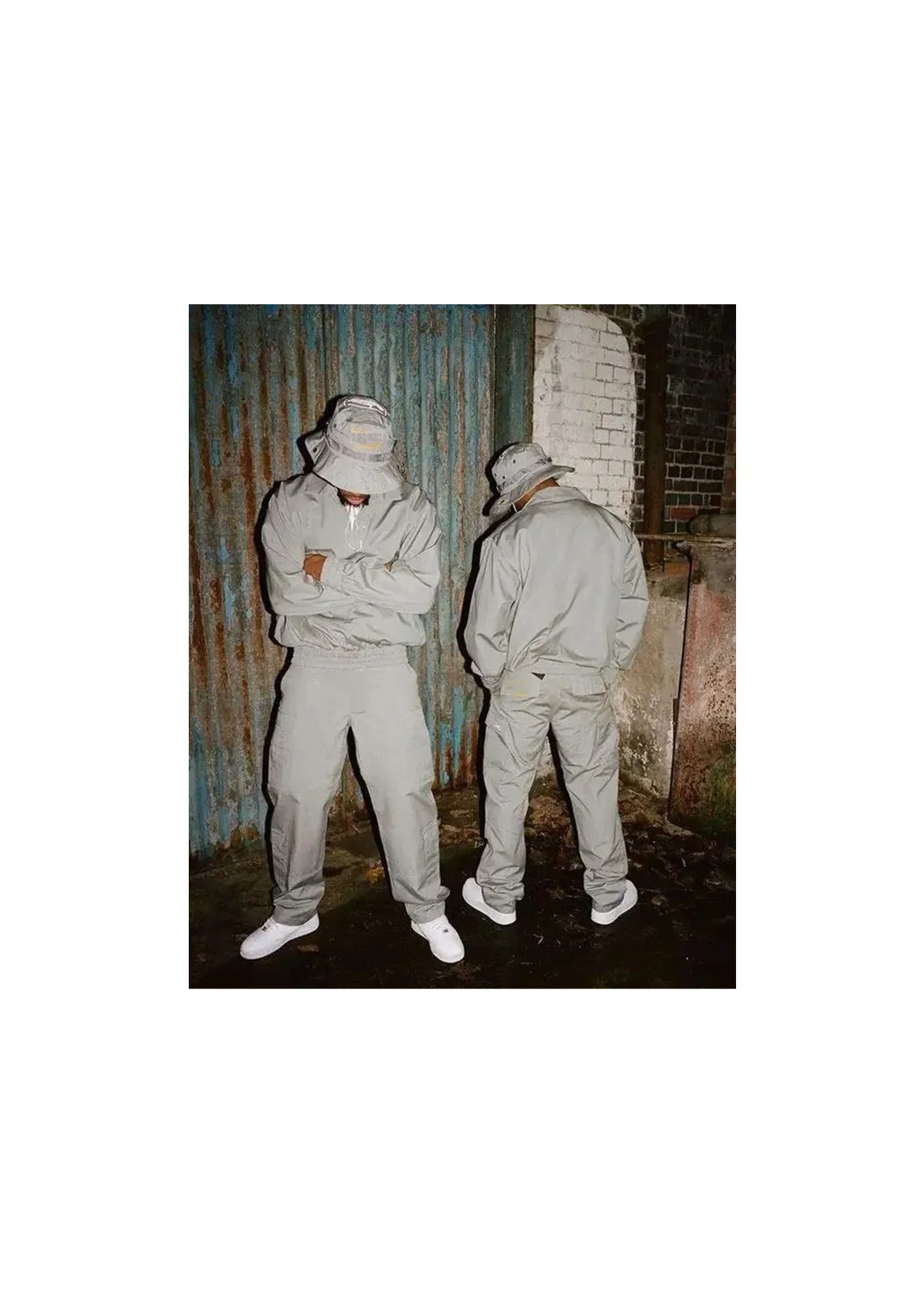 Oem Wholesale Blank Custom Pullover Tracksuits Men's Nylon Windbreaker