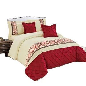High Quality Embroidery Comforter Quilt Set Microfiber Fabric Bedding Set Luxury Comforter for Living Room