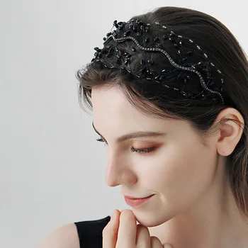 QIANXUAN Fasce alla moda per capelli da donna Fasce di perle bianche per ragazze Fascia imbottita nera Perline Perle Accessori per capelli Design elegante e larghe fasce per capelli
