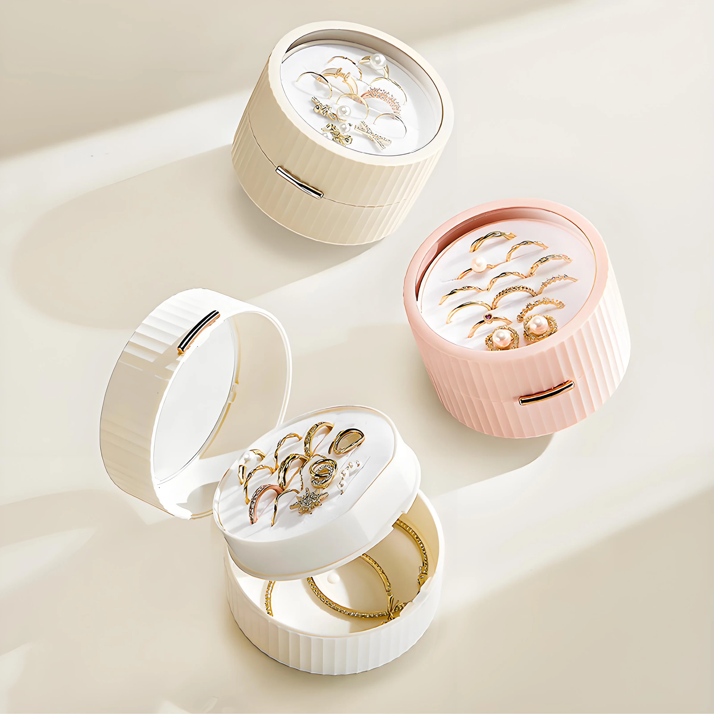 Hot New Light Luxury Mini Jewelry Box Plastic Portable Round Jewellery Storage Box with Magnetic Clasp