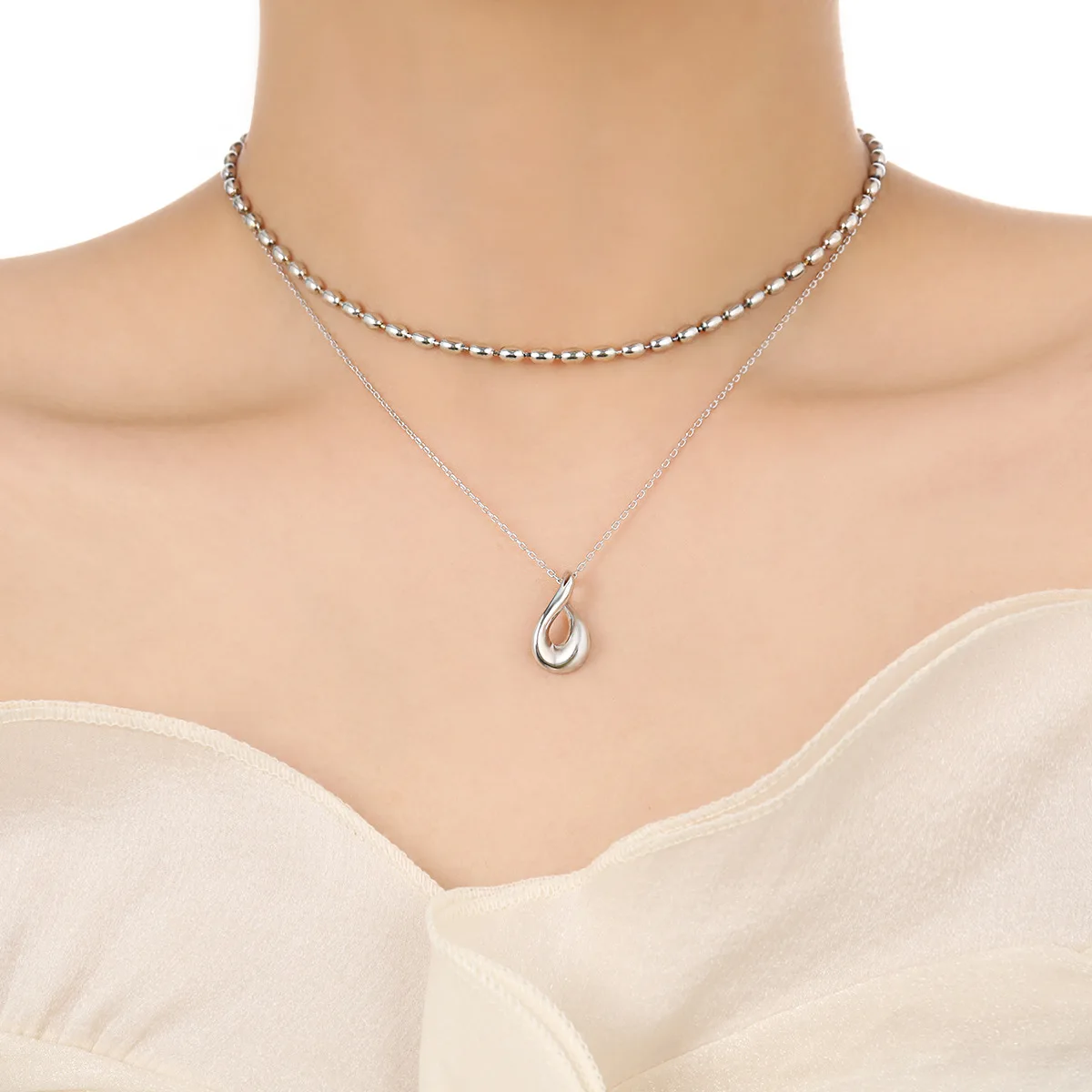Elliptical Hollow Necklace for Women Irregular S925 Pure Silver Original Personalized High-end Silver Jewelry Wholesale