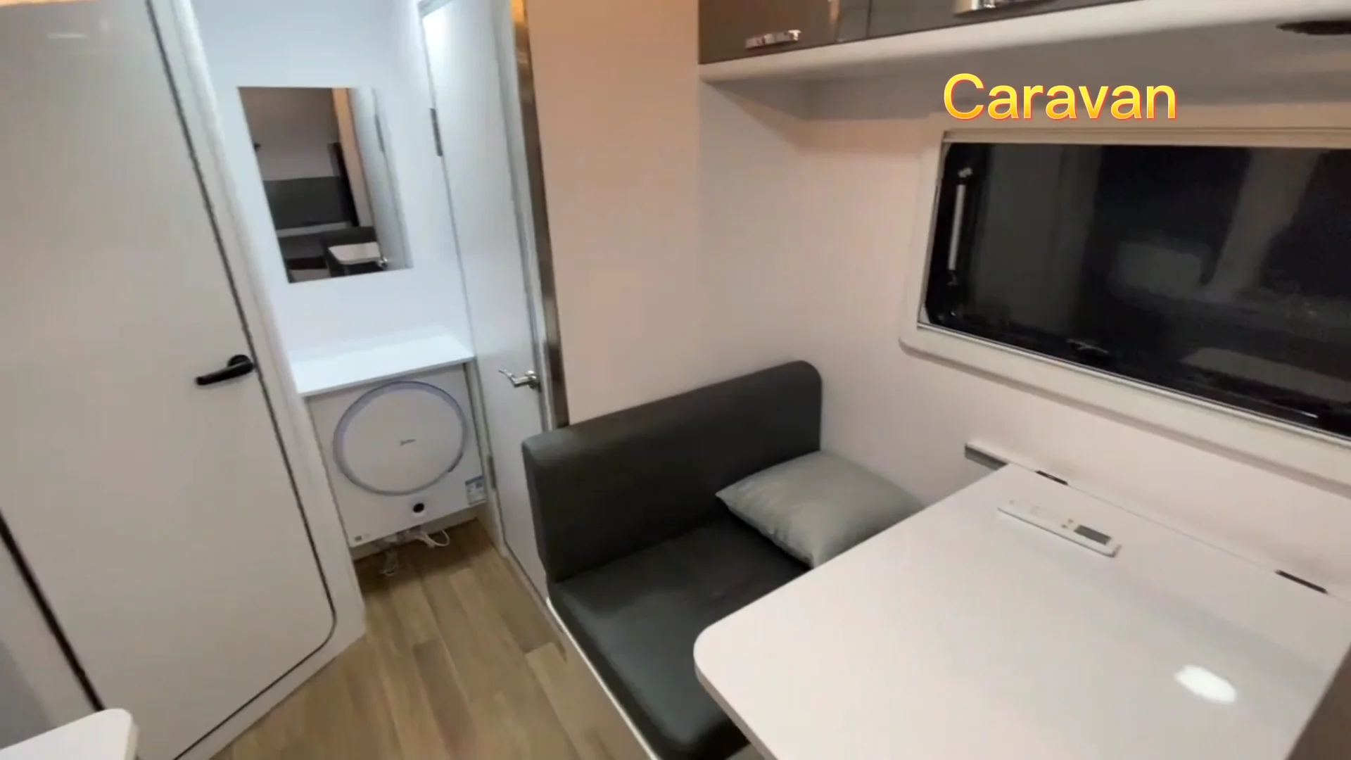 Torsion Axle Galvanized Off Road Camper Trailer With Inflatable Off